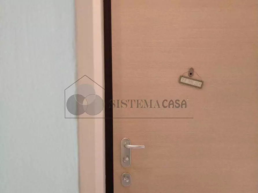 Immagine 9 di Bilocale in vendita  a Sarzana