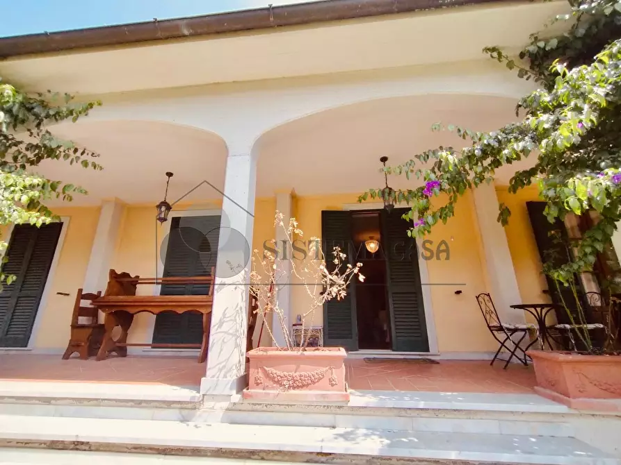 Immagine 3 di Casa indipendente in vendita  in Via Noceto 6 a Ortonovo