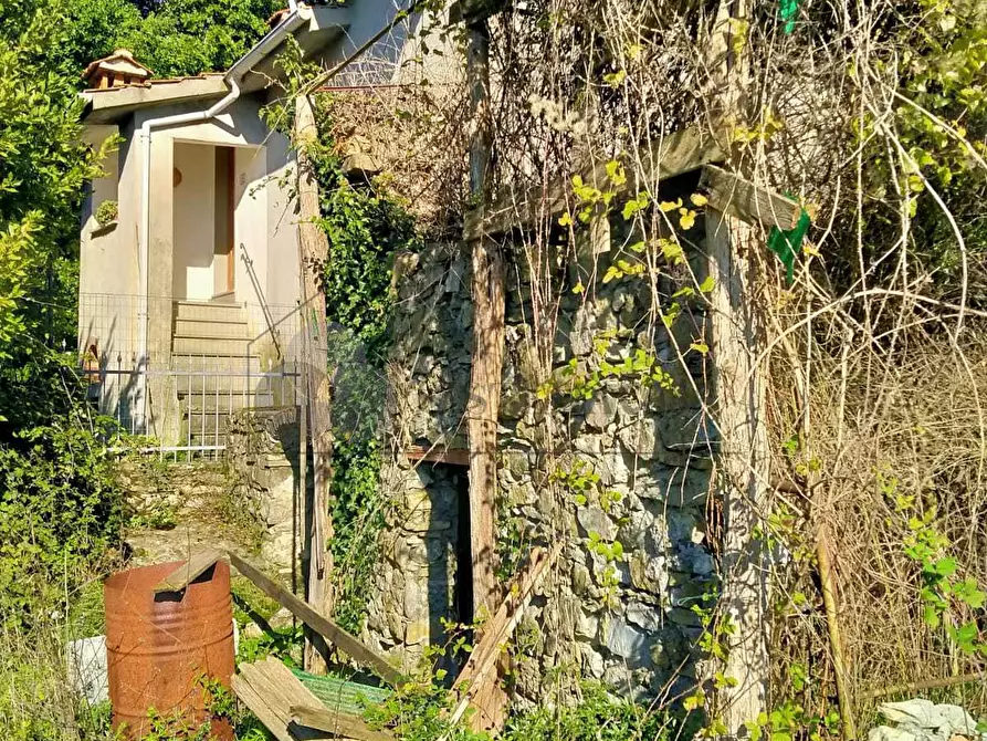 Immagine 13 di Porzione di casa in vendita  in Via Volpara 9 a Sarzana