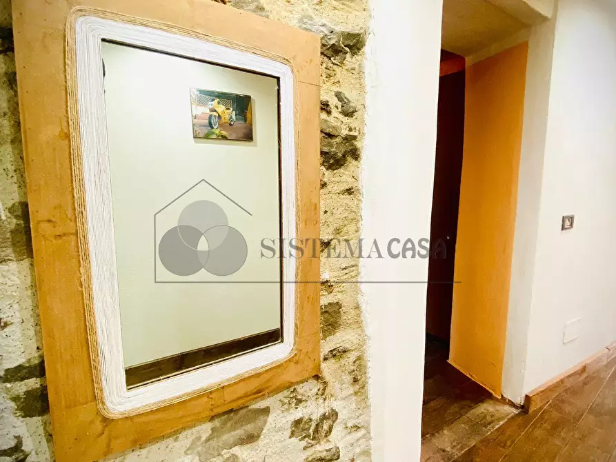 Immagine 28 di Porzione di casa in vendita  in Via Stazione 25 a Follo