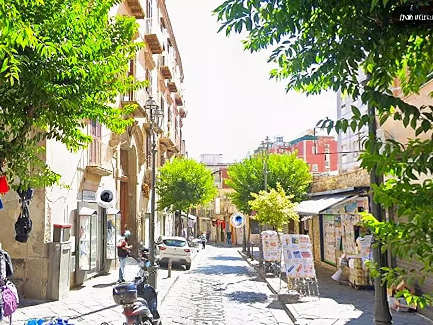 Immagine 1 di Trilocale in vendita  in Via Guglielmo Marconi 49 a Portici