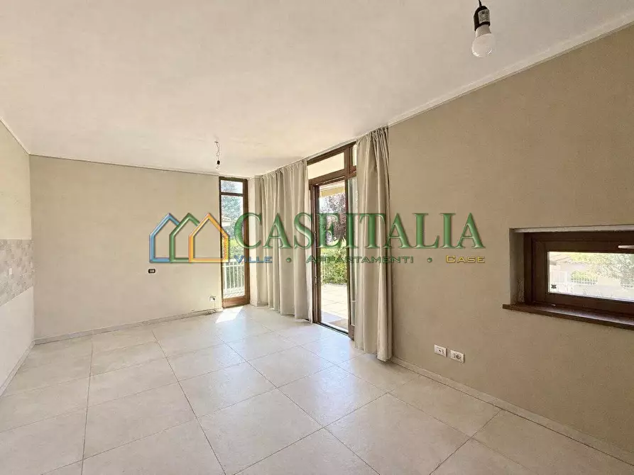 Immagine 12 di Trilocale in vendita  in Via Frejus 3 a Rosta