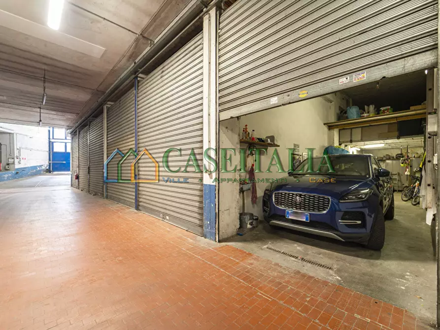Immagine 25 di Quadrilocale in vendita  in Piazza Kennedy 17 a Beinasco