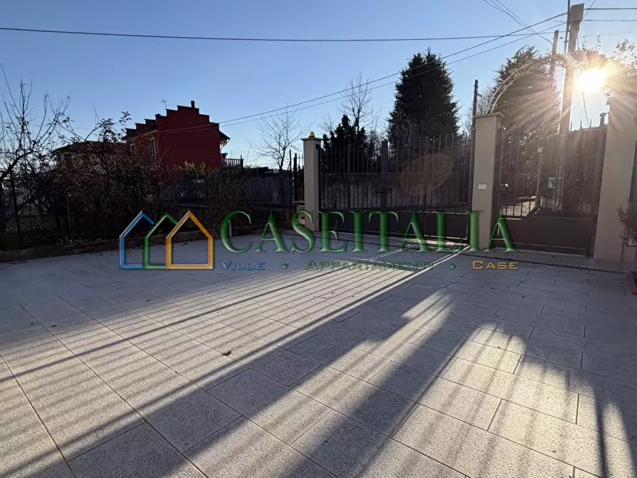 Immagine 3 di Trilocale in vendita  in Via Barrera 8 a Rosta