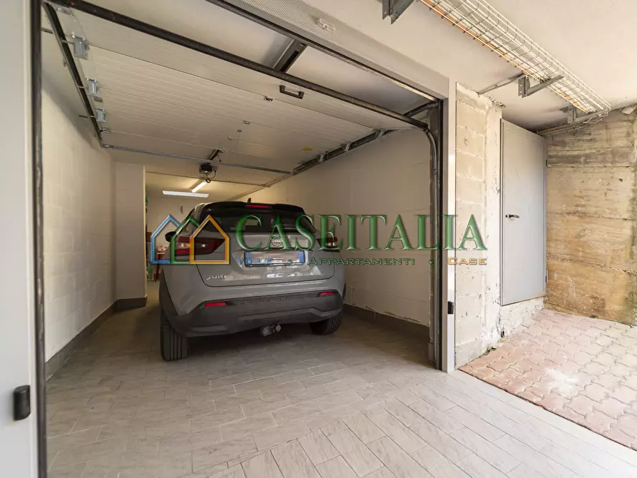 Immagine 41 di Quadrilocale in vendita  in Via Collodi 34 a Rosta