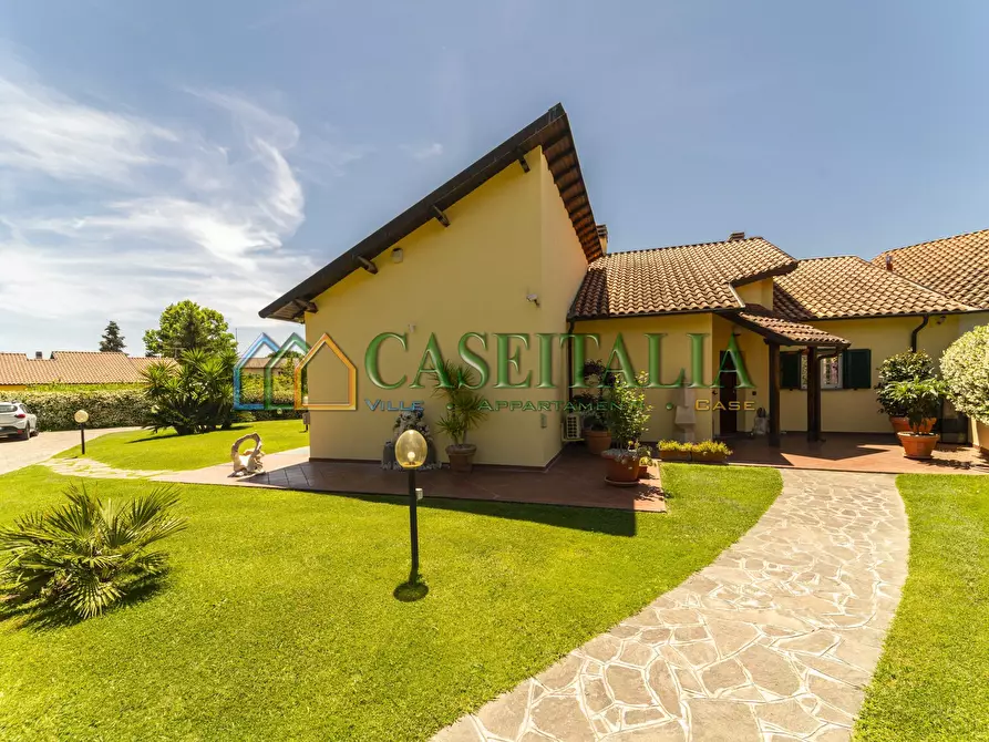 Immagine 6 di Casa indipendente in vendita  a Cisano Sul Neva