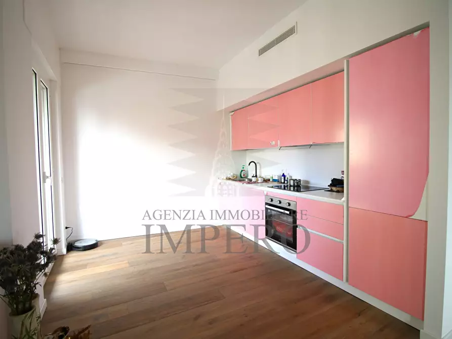 Immagine 8 di Quadrilocale in vendita  in Via Aprosio 2 a Ventimiglia