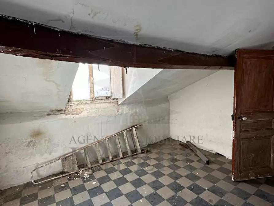 Immagine 13 di Quadrilocale in vendita  in Via Roma 18 a Ventimiglia