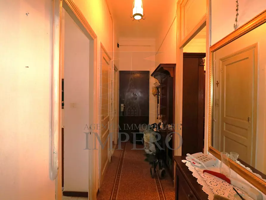 Immagine 37 di Pentalocale in vendita  in Via Ernesto Chiappori 28 a Ventimiglia