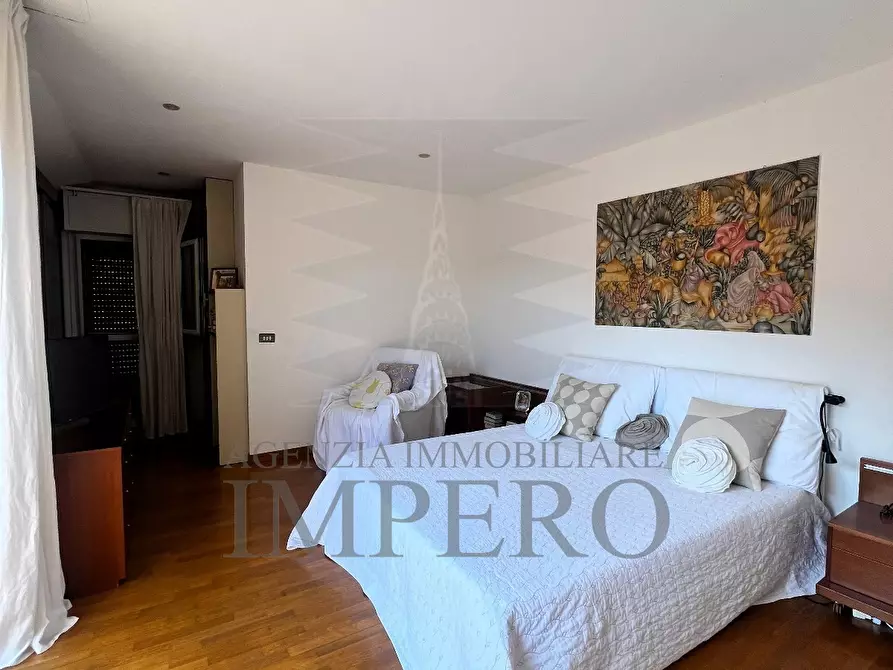 Immagine 40 di Pentalocale in vendita  in Corso Vittorio Emanuele 236 a Camporosso