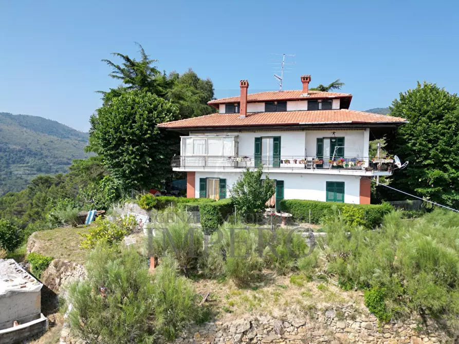 Immagine 2 di Villa in vendita  in Via Antico Principato 8 a Seborga