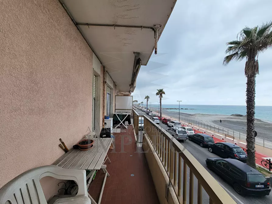 Immagine 13 di Bilocale in vendita  in Passeggiata Trento e Trieste 1 a Ventimiglia