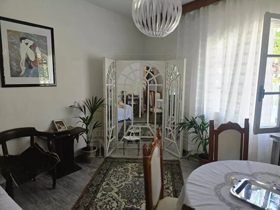 Immagine 5 di Villa in vendita  in Via Luciano Veziano 10 a Ventimiglia