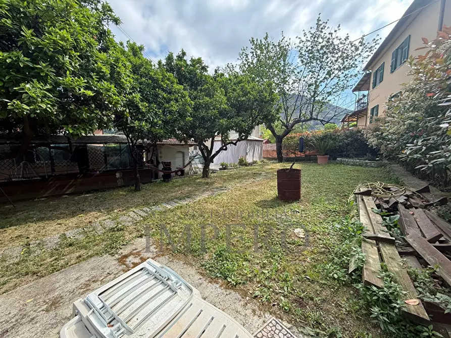 Immagine 13 di Porzione di casa in vendita  in Via Gallardi 75 a Ventimiglia