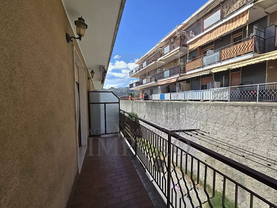 Immagine 11 di Bilocale in vendita  in Via Bandette 25 a Ventimiglia