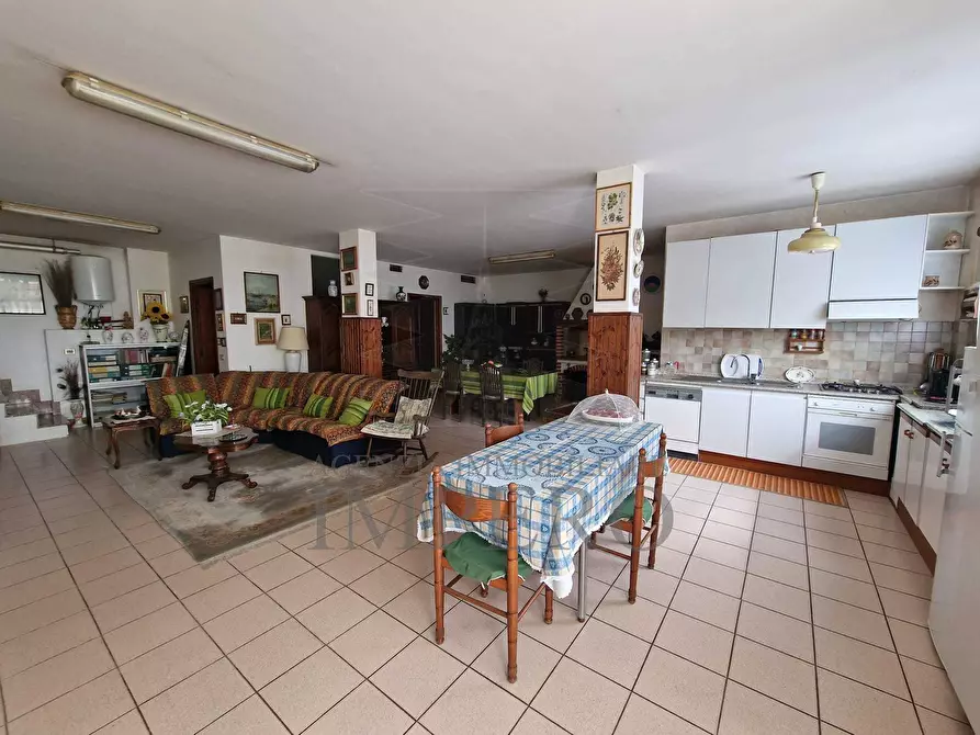 Immagine 22 di Porzione di casa in vendita  in Via Tremola 11 a Ventimiglia