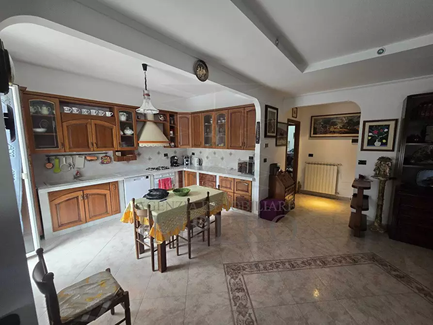 Immagine 2 di Pentalocale in vendita  in Via Trossarelli 5 a Ventimiglia