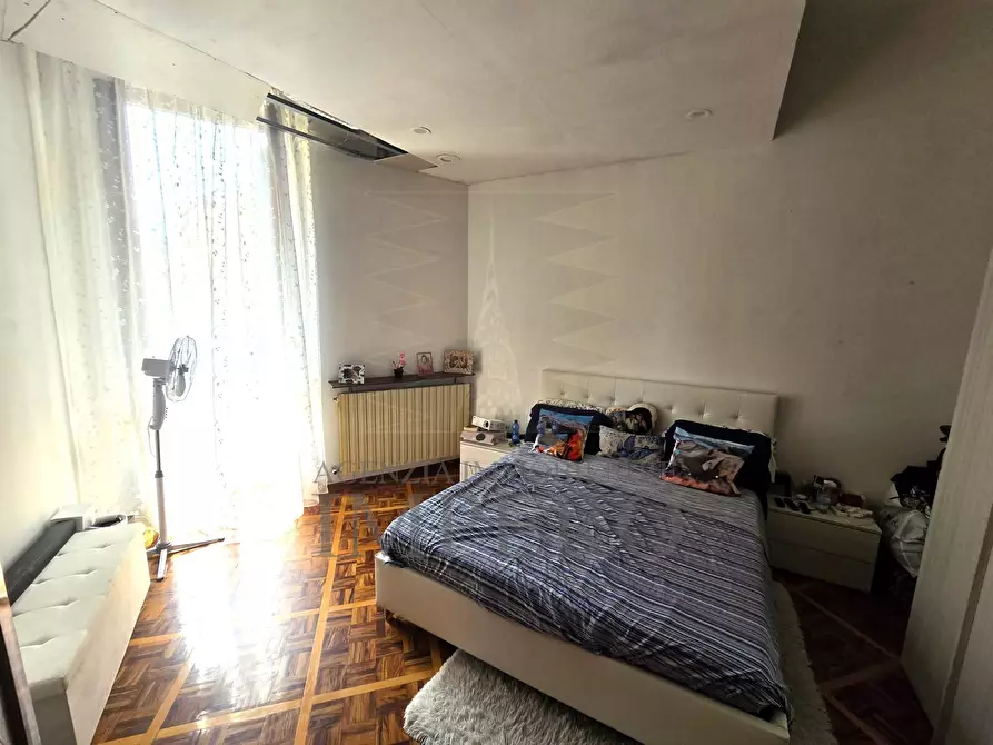 Immagine 5 di Pentalocale in vendita  in Via Roma 36/A a Ventimiglia