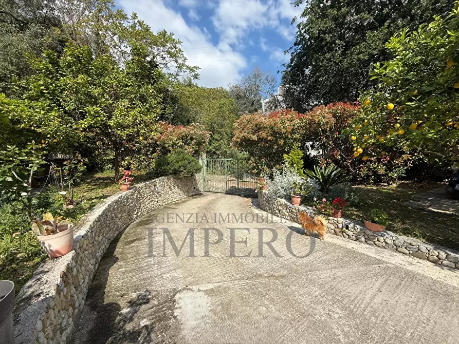 Immagine 2 di Porzione di casa in vendita  in Via Gallardi 75 a Ventimiglia