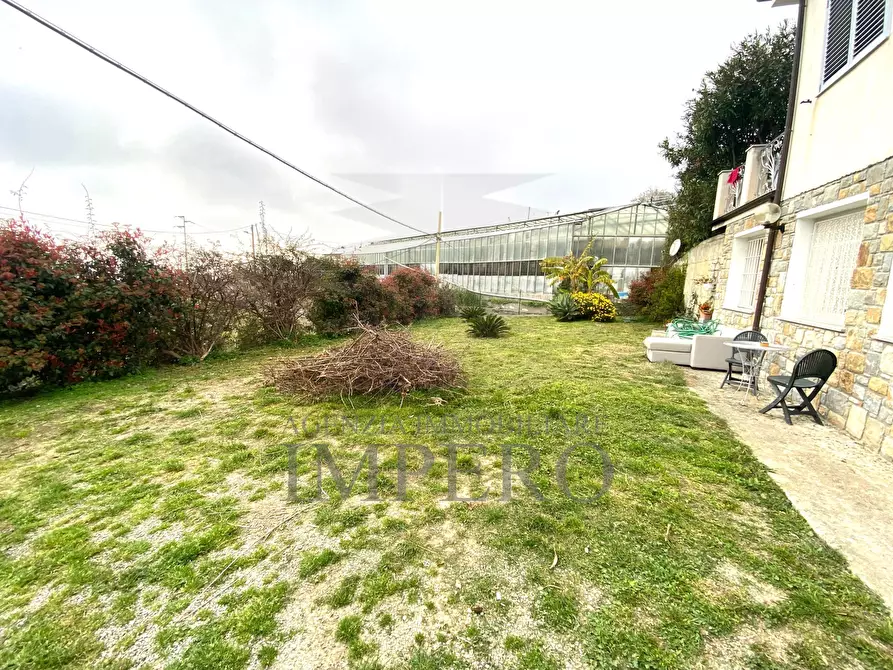 Immagine 15 di Villa in vendita  in strada ospedaletti 52 a Ospedaletti