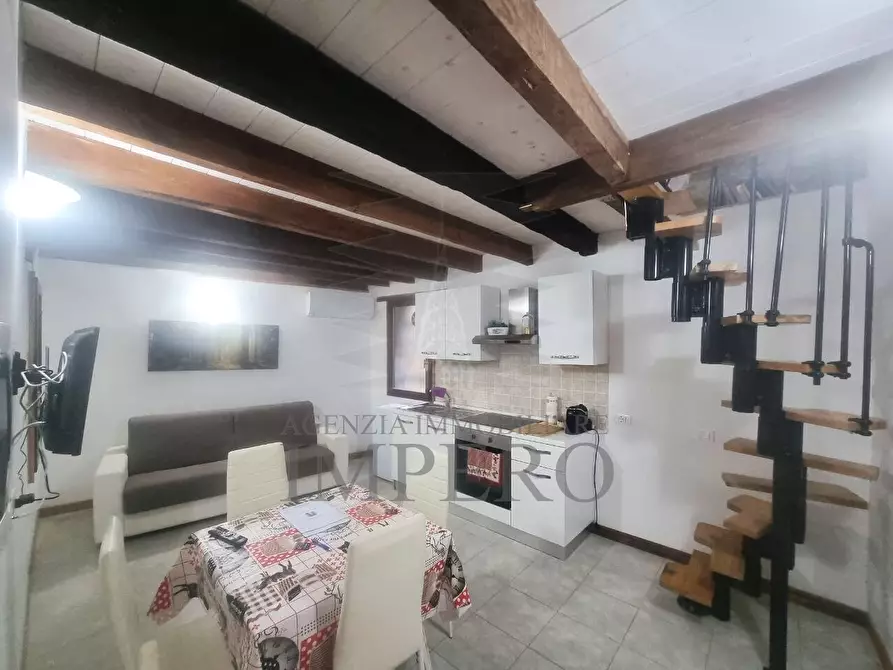 Immagine 4 di Bilocale in vendita  in Via San Bartolomeo 15a a Apricale