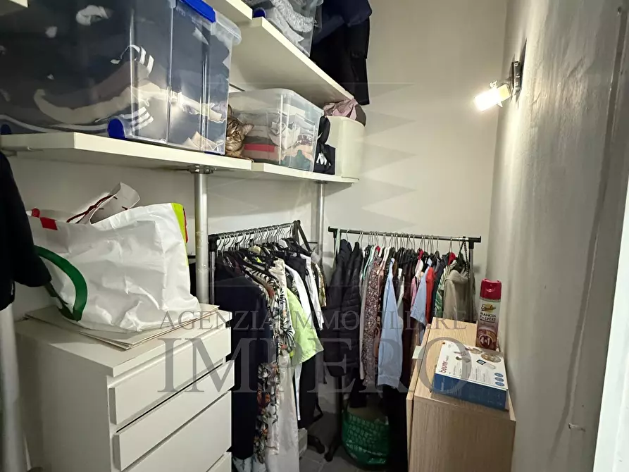 Immagine 11 di Trilocale in vendita  in Via Gallardi 12 a Ventimiglia