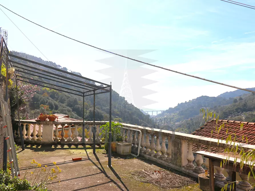 Immagine 35 di Porzione di casa in vendita  in Via San Anfosso Ten. 18 a Ventimiglia