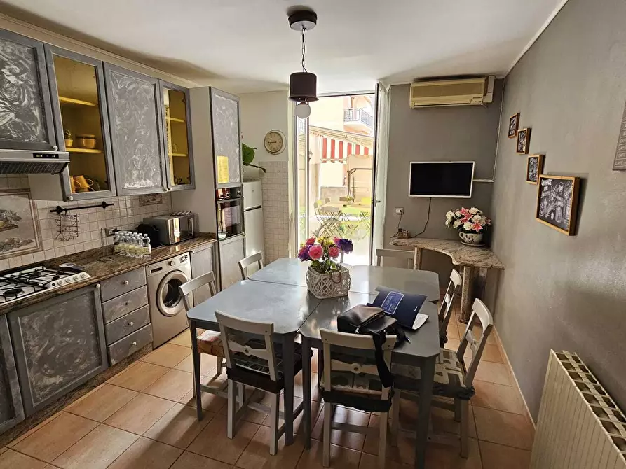 Immagine 4 di Quadrilocale in vendita  in Corso Genova a Ventimiglia