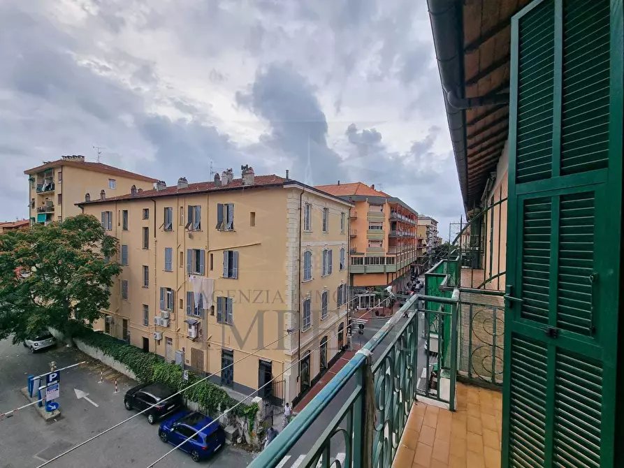 Immagine 4 di Quadrilocale in vendita  in Via Scalo Merci 2 a Ventimiglia