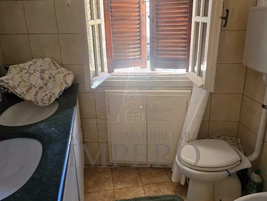 Immagine 10 di Villa in vendita  in Via Luciano Veziano 10 a Ventimiglia