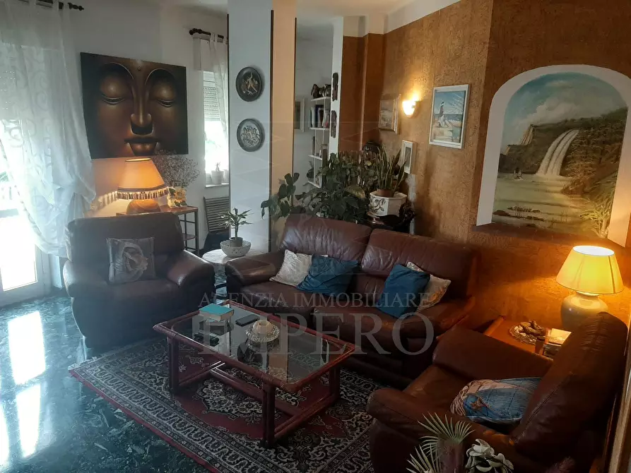 Immagine 2 di Pentalocale in vendita  in Via Aurelia 7 a Bordighera