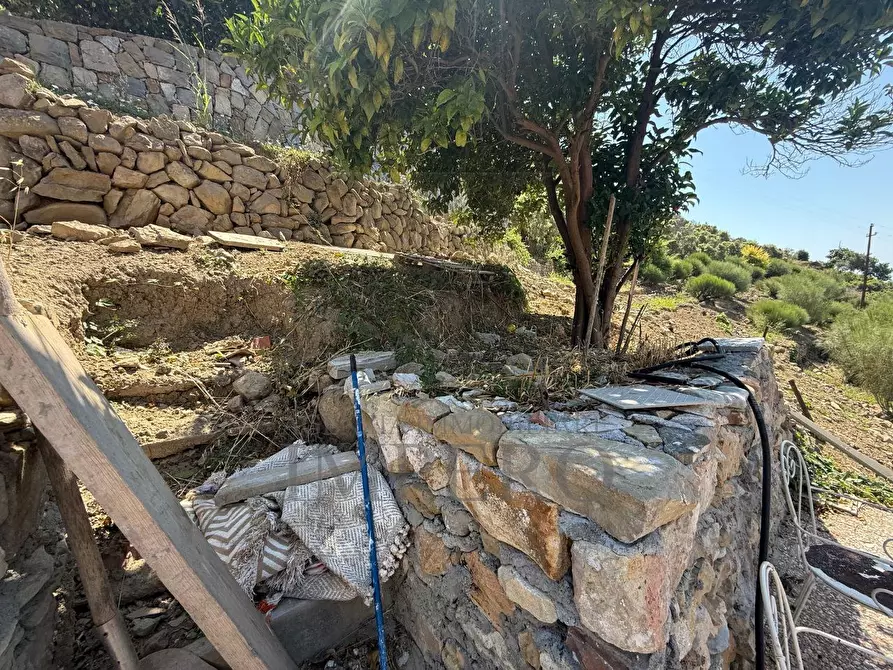 Immagine 8 di Bilocale in vendita  in Via Anacleto Hughes 79 a Ventimiglia