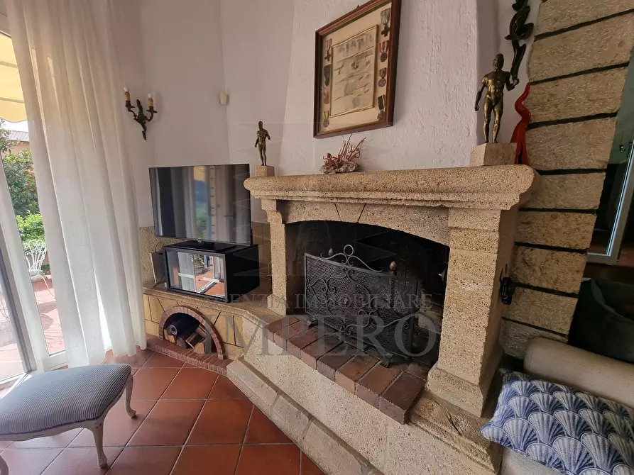Immagine 48 di Villa in vendita  in Via Gallardi 63 a Ventimiglia
