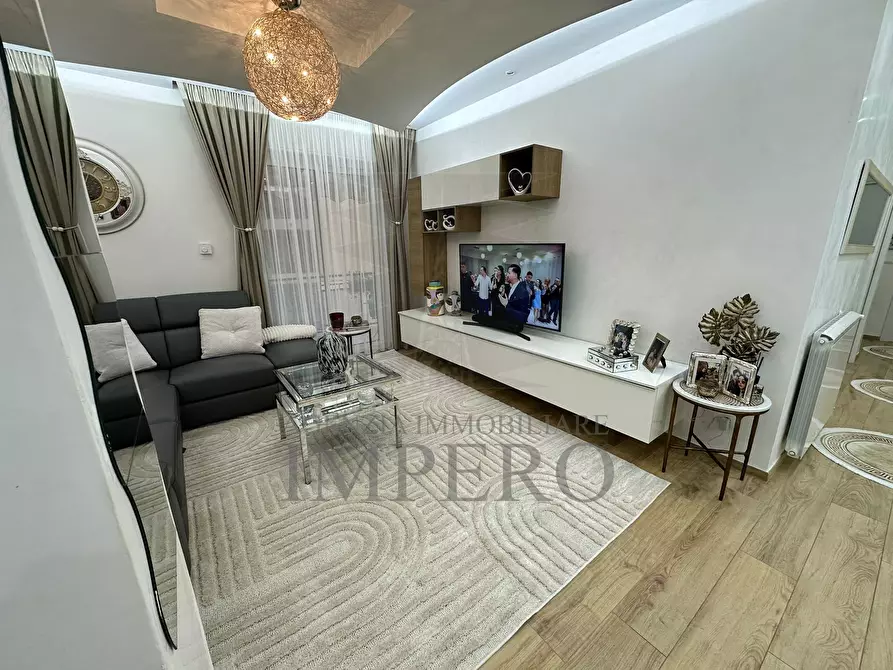 Immagine 5 di Porzione di casa in vendita  in Corso Limone Piemonte 10 a Ventimiglia