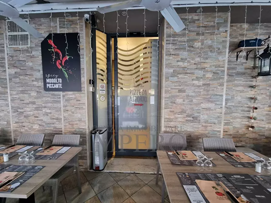 Immagine 2 di Bar / Ristorante in vendita  in Via Papa Giovanni XXIII 2 a Ventimiglia