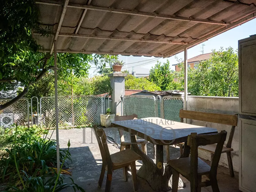 Immagine 1 di Quadrilocale in vendita  in Via San Eugenio 7 a Diano Castello