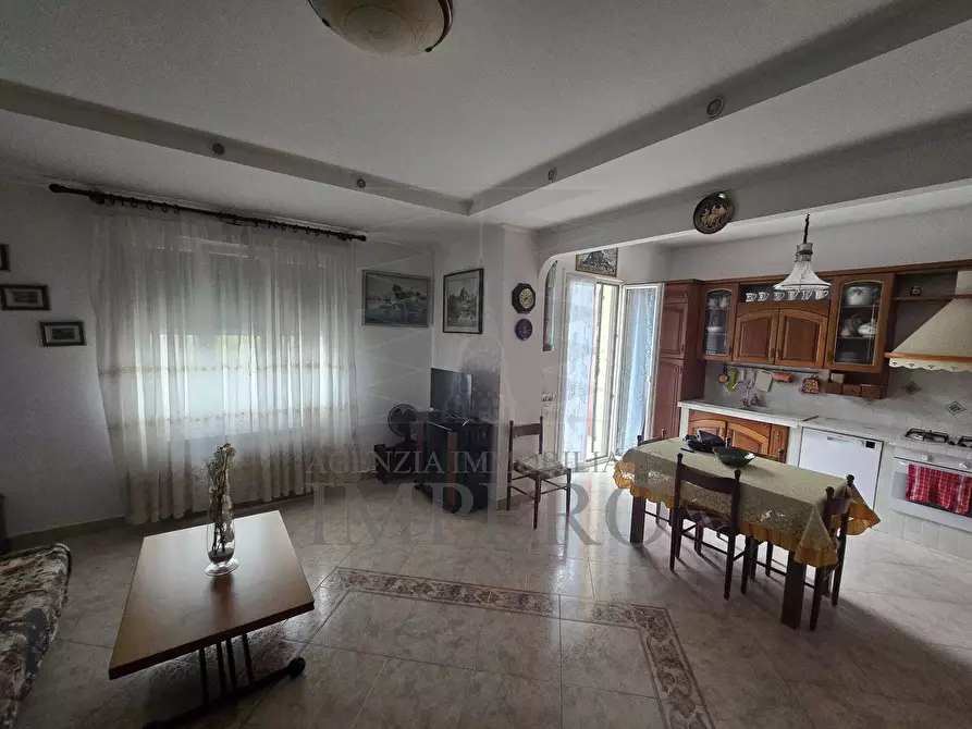 Immagine 4 di Pentalocale in vendita  in Via Trossarelli 5 a Ventimiglia