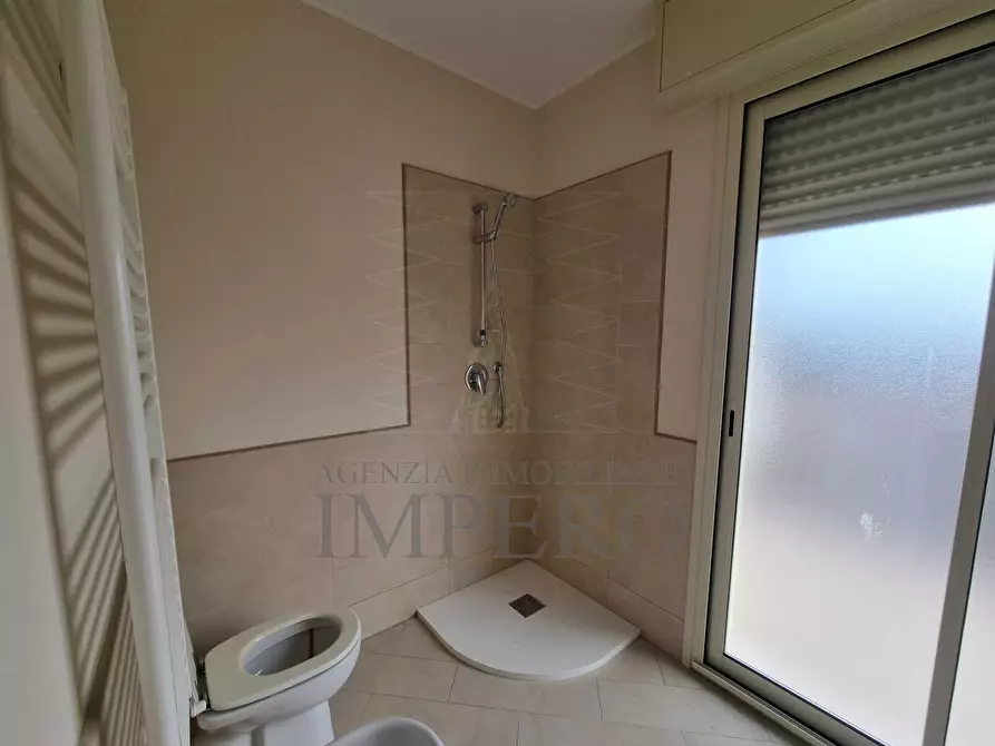 Immagine 10 di Bilocale in vendita  in passeggiata trento trieste 39 a Ventimiglia