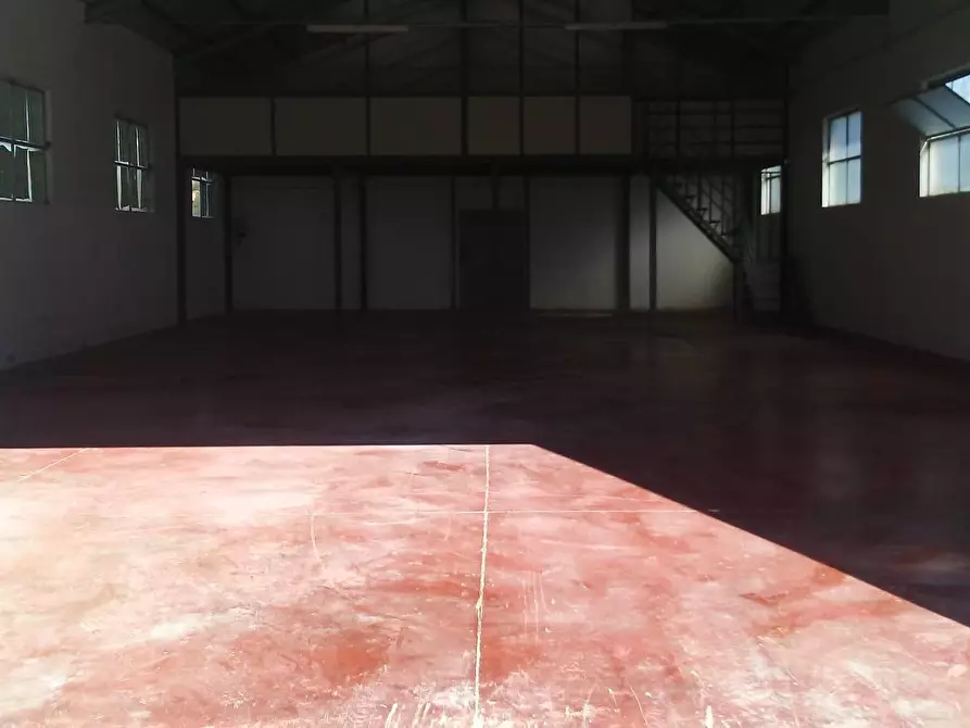 Immagine 7 di Attività artigianale in affitto  in Viale Maiella 23/A a Casacanditella