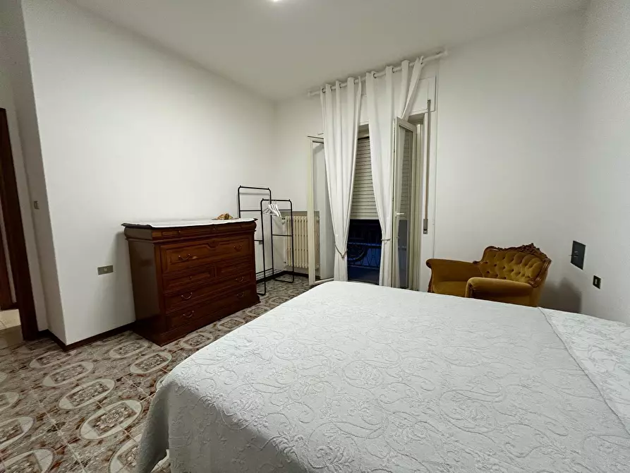 Immagine 18 di Pentalocale in affitto  in Viale Maiella 23/A a Francavilla Al Mare