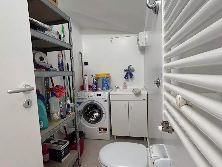 Immagine 13 di Trilocale in affitto  in Viale Maiella 23/A a Francavilla Al Mare