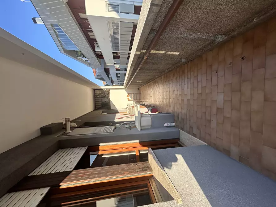 Immagine 15 di Trilocale in affitto  a Francavilla Al Mare