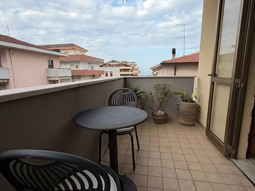 Immagine 21 di Trilocale in vendita  a Francavilla Al Mare