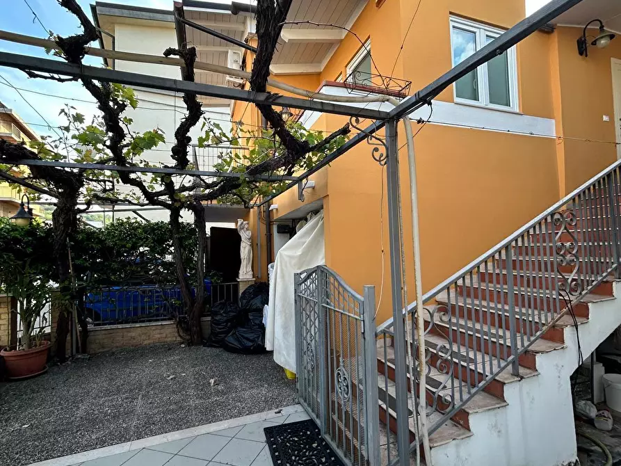 Immagine 28 di Trilocale in affitto  a Francavilla Al Mare