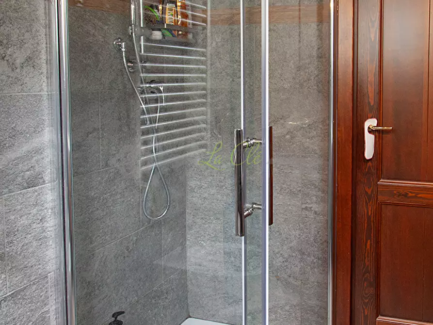 Immagine 11 di Bilocale in vendita  in Rue du Mont Blanc 2 a Morgex