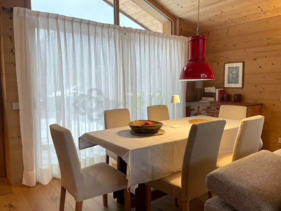 Immagine 16 di Trilocale in affitto  a Pre'-Saint-Didier