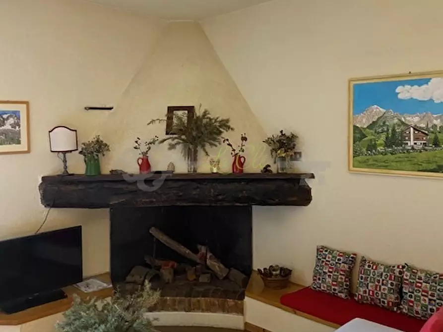 Immagine 1 di Trilocale in affitto  a Pre'-Saint-Didier