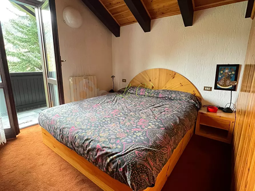 Immagine 9 di Quadrilocale in vendita  a Courmayeur