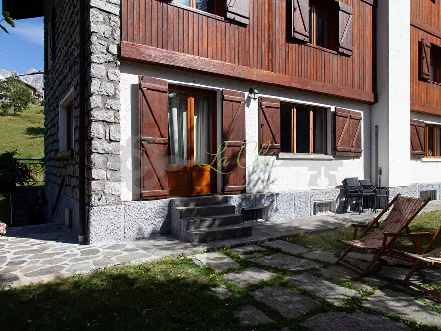 Immagine 20 di Quadrilocale in affitto  in Avenue Dent du Geant 31 a Pre'-Saint-Didier