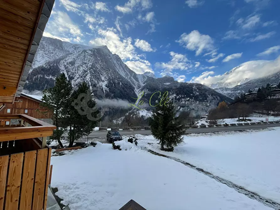 Immagine 18 di Trilocale in affitto  a Pre'-Saint-Didier